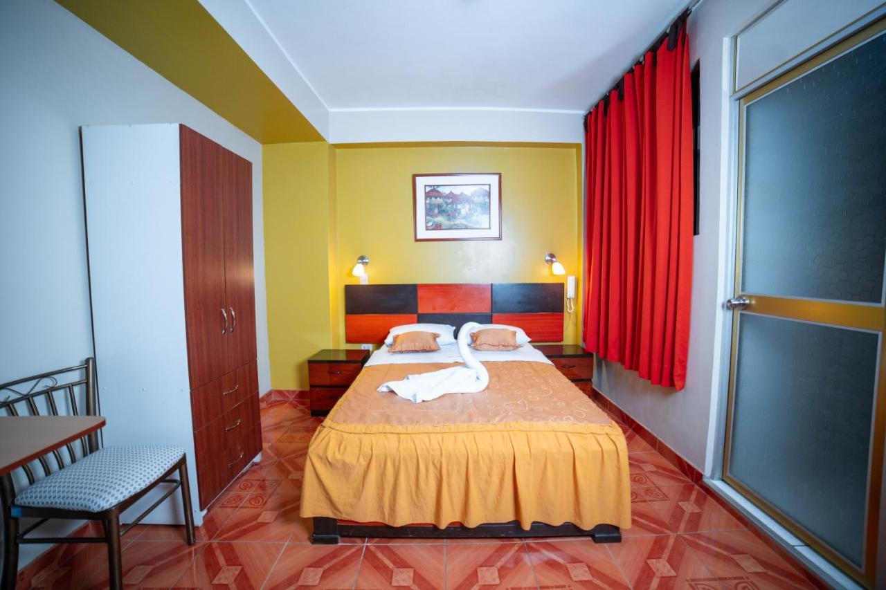 Hotel Mayros Satipo Exteriör bild