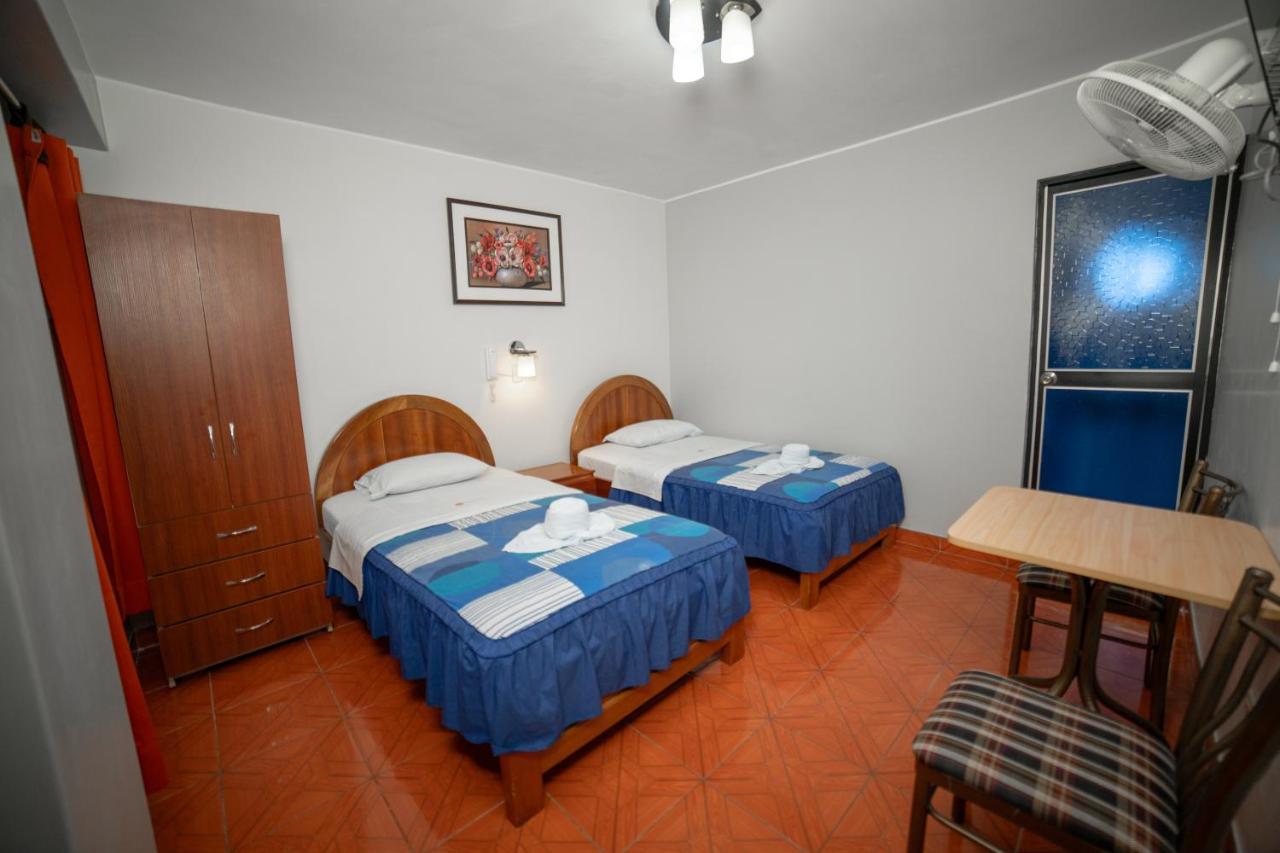 Hotel Mayros Satipo Exteriör bild