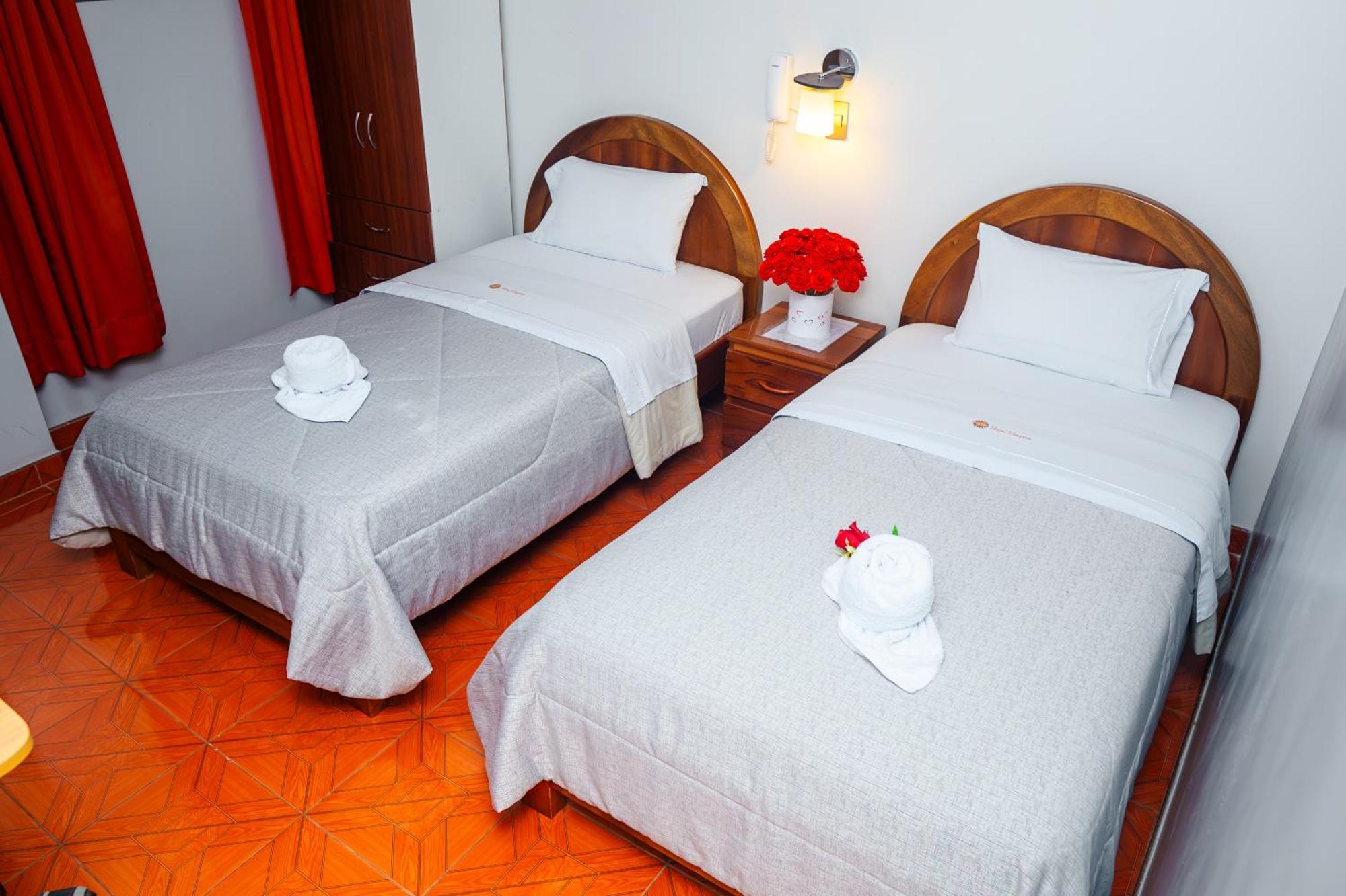 Hotel Mayros Satipo Exteriör bild